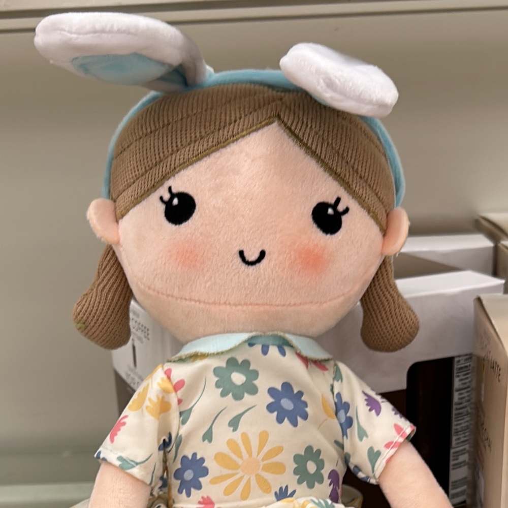 Meet your Posher, Cecile